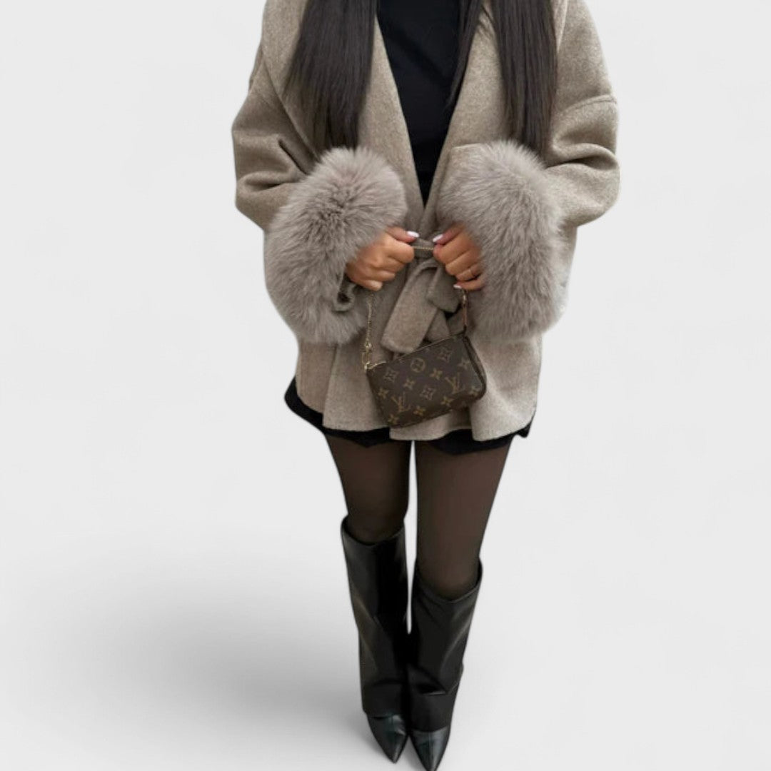 Catriona – Elegant Wool Coat with Faux Fur Details